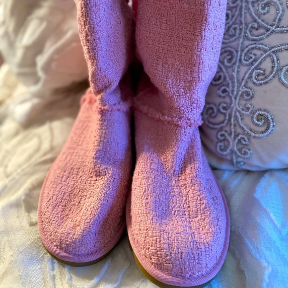 Pink Heirloom Lace Up Grosgrain Trim Boots pink 7 1/2 - Picture 2 of 9